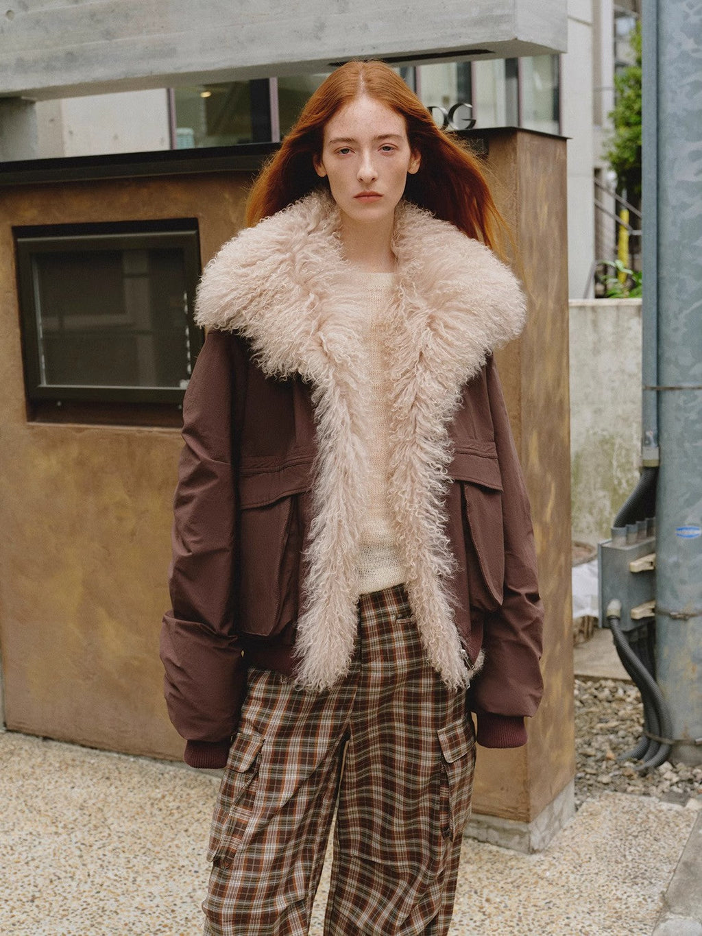 "Winter Is Coming" brown short down parka with detachable cream wool collar, street style with plaid pants