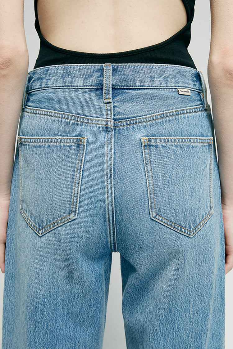 Slope Curve Jeans Model HJ039 – High-Rise, Relaxed Wide-Leg Denim Pants