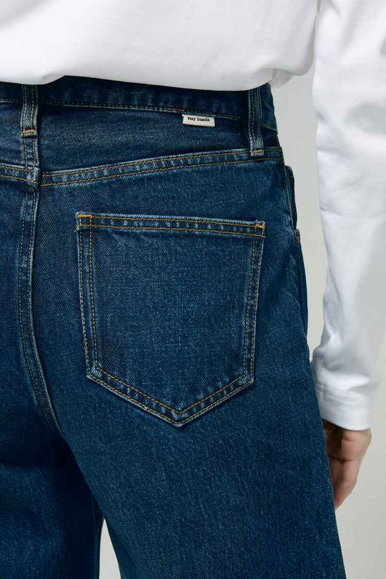 Slope Curve Jeans Model HJ039 – High-Rise Relaxed Wide-Leg Denim Pants