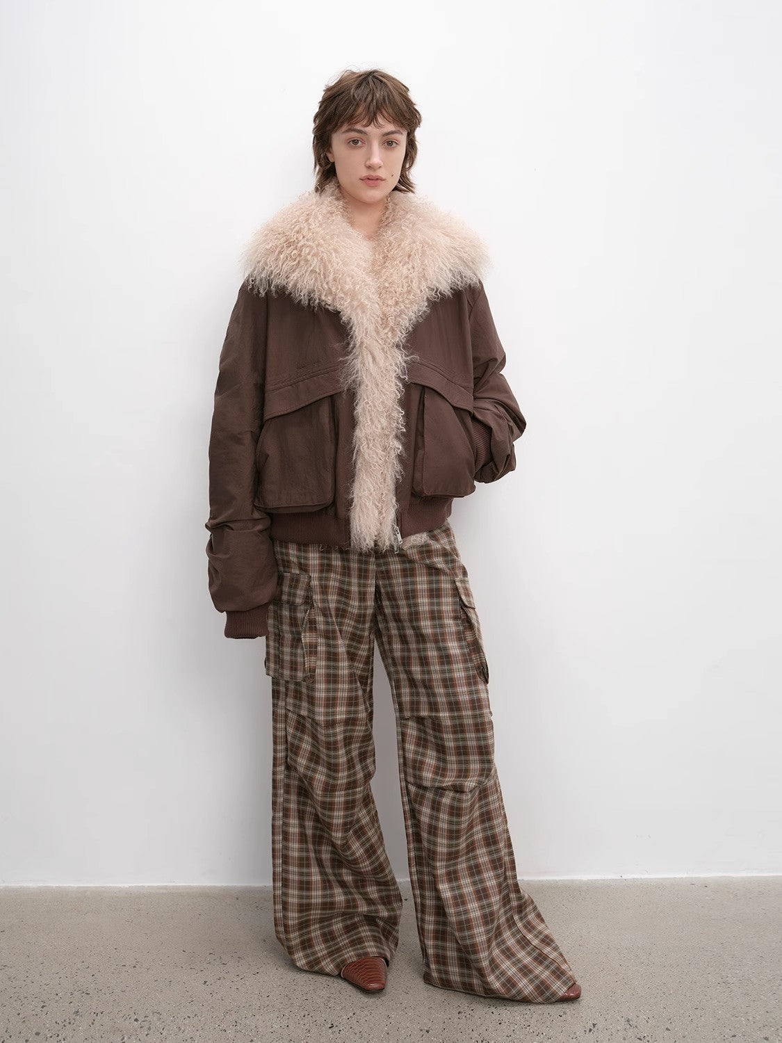 "Winter Is Coming" Short Down Parka with Detachable Wool Collar - Khaki