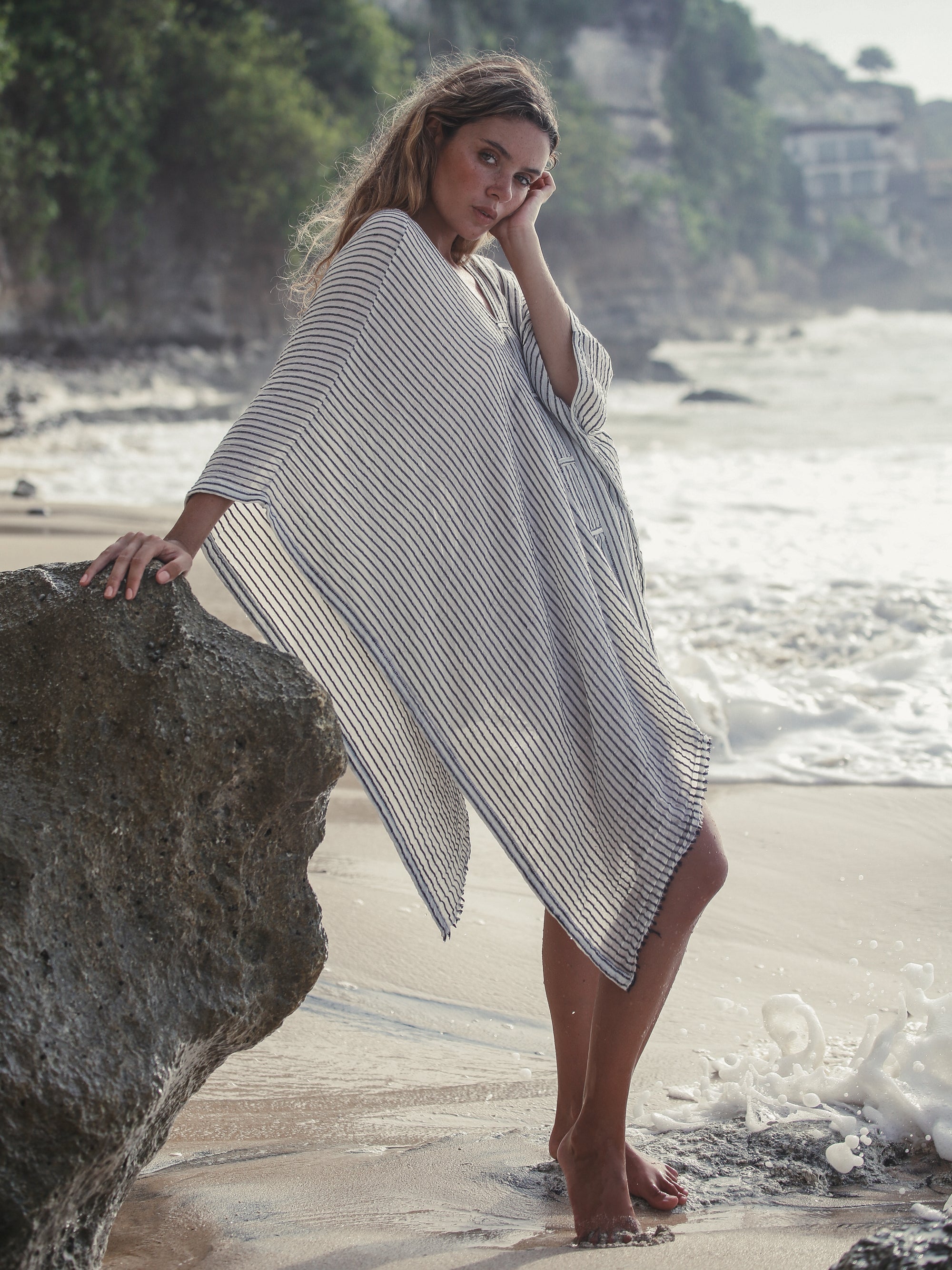 Ava Kimono in Black Stripes – Hand-Loomed Turkish Cotton Beach Kaftan