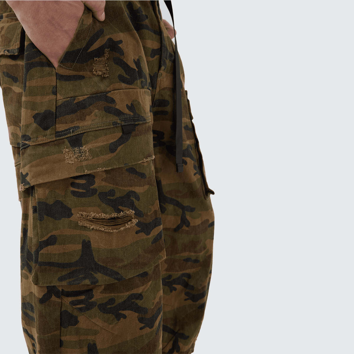 Khayi Camo Loose Fit Wide-leg Cargos
