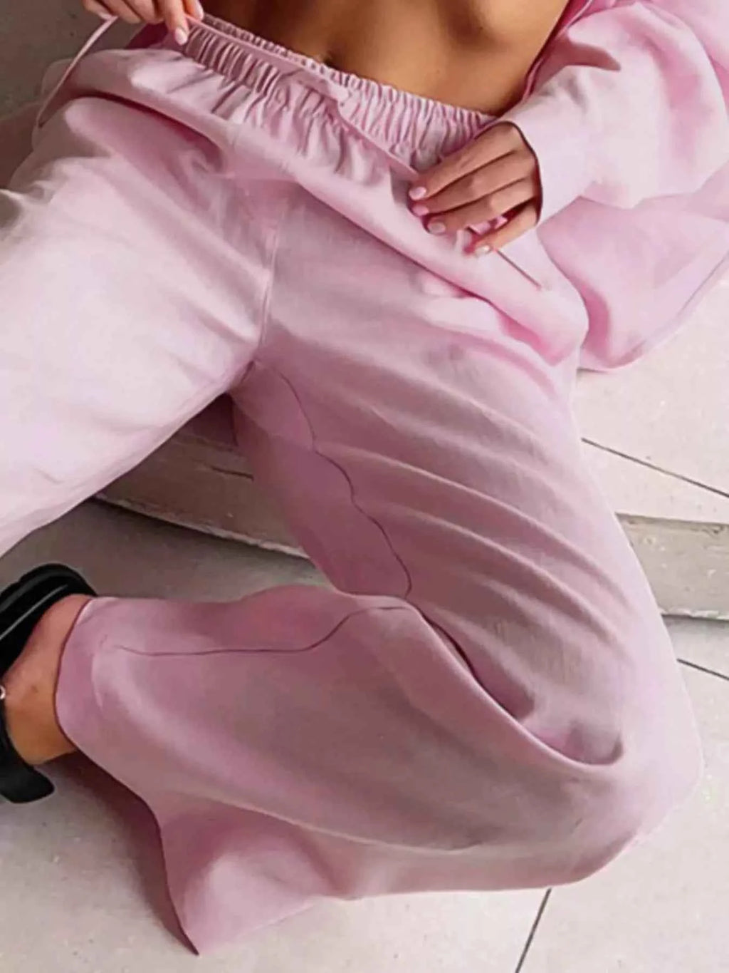 Relaxed Fit Two-Piece Set with Button-Up Shirt and Pants in Burgundy
