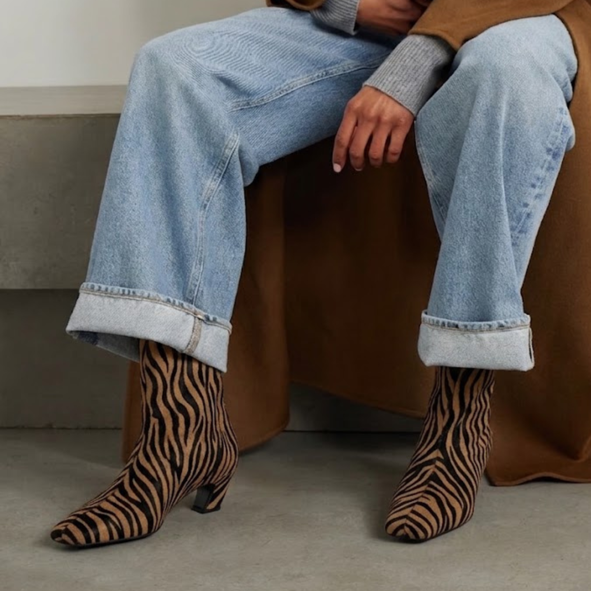 Silvi Zebra Kitten Boot in beige — styled on model