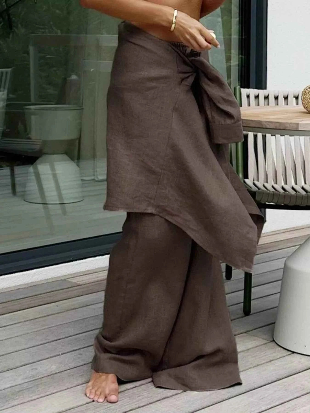 Relaxed Fit Two-Piece Set with Button-Up Shirt and Pants in Burgundy