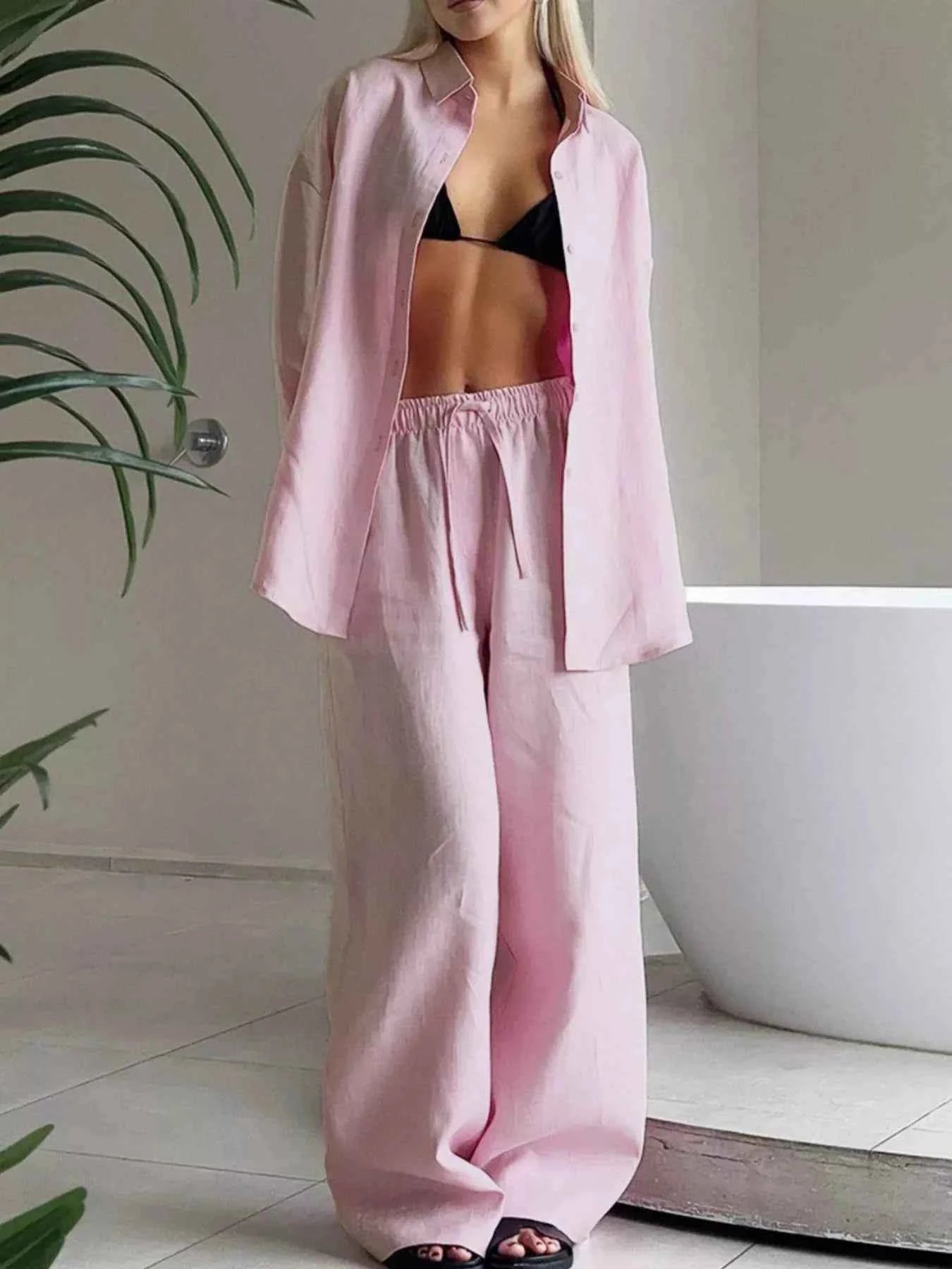 Relaxed Fit Two-Piece Set with Button-Up Shirt and Pants in Burgundy
