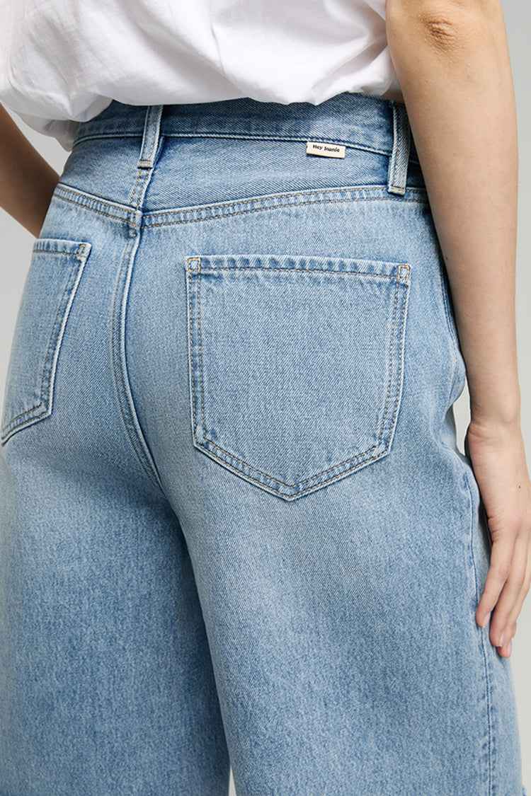 Coastal Breeze 90's Style Bermuda Shorts Model HJ807