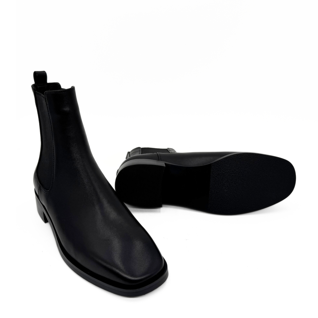 Cori Leather Chelsea Boots - Black