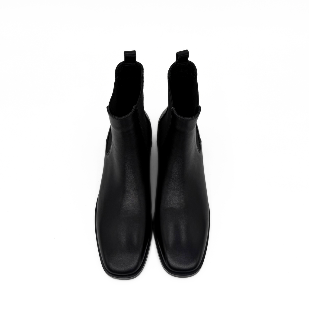 Cori Leather Chelsea Boots - Black