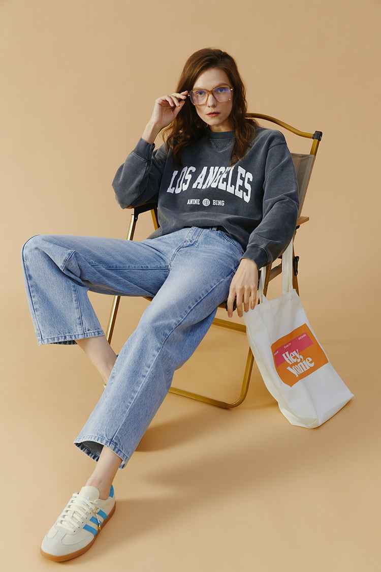 High-Rise Curve-Fit Ankle-Length Jeans Model HJ016