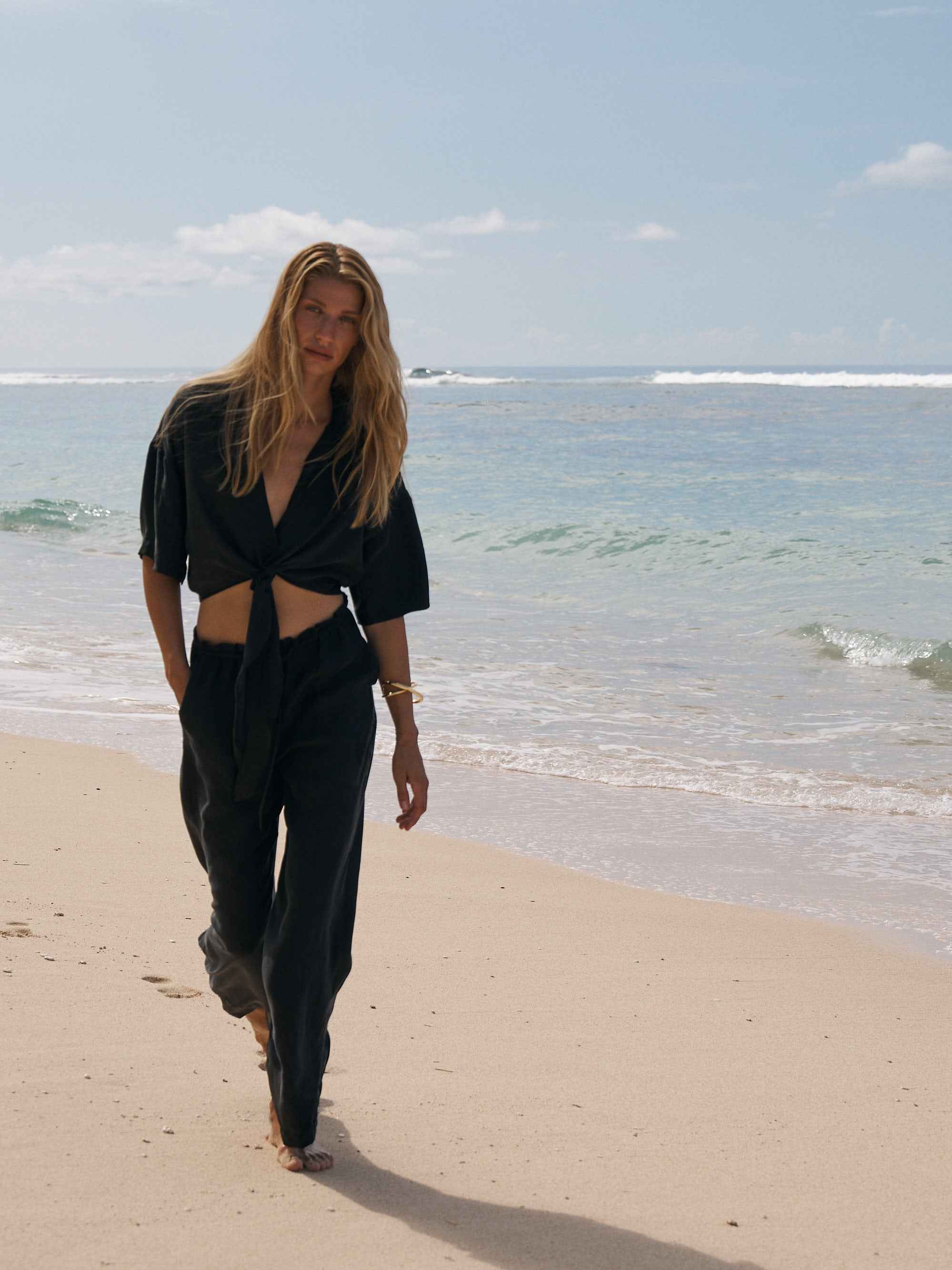Lucid Flow Tie Pants in Black – Mid-Rise, Wide-Leg Relaxed Fit with Elastic Waistband and Adjustable Drawstrings
