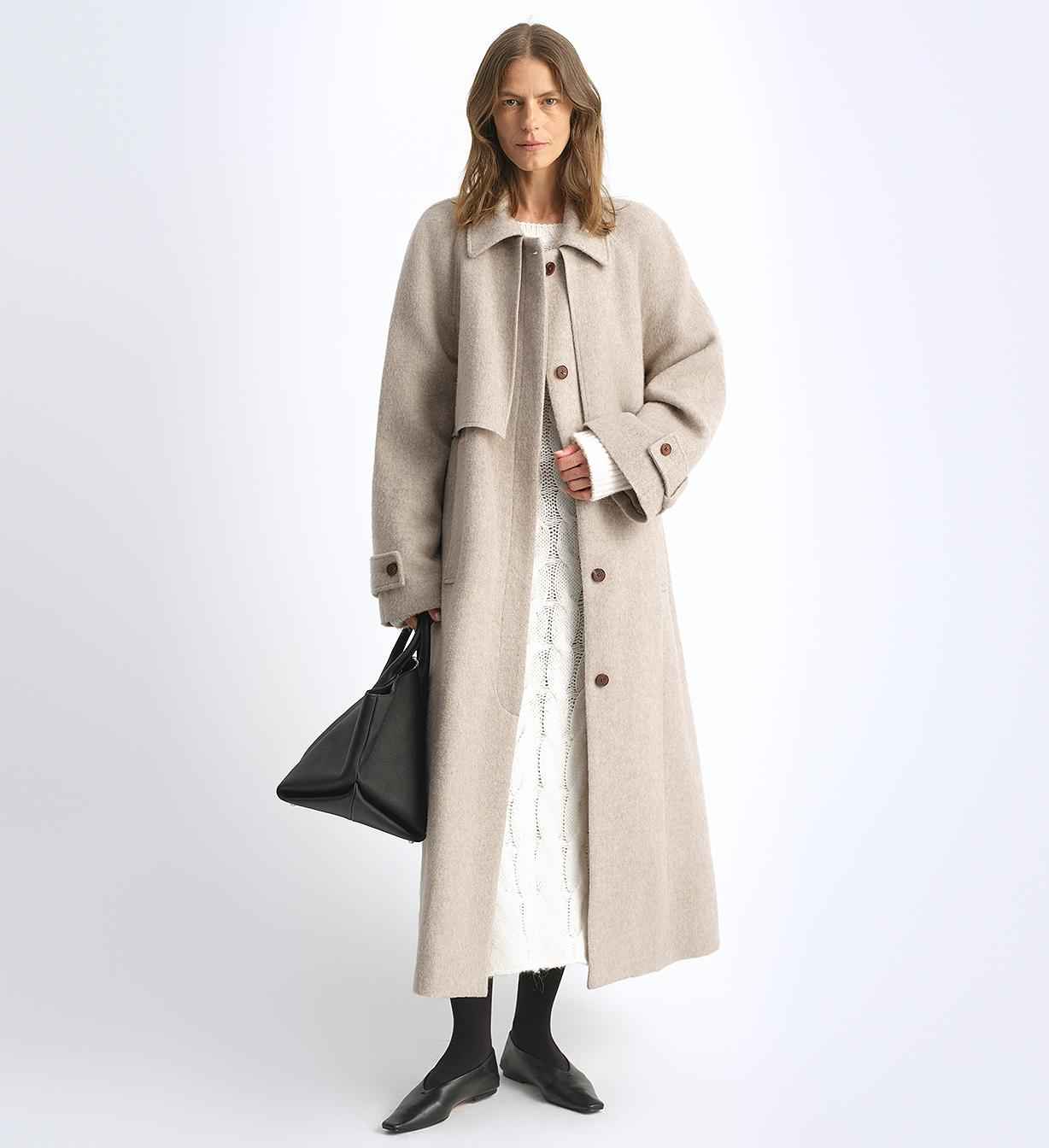 Moonlit Veil Women's Straight-Cut Raglan Sleeve Wool Coat with Double-Layer Detachable Collar