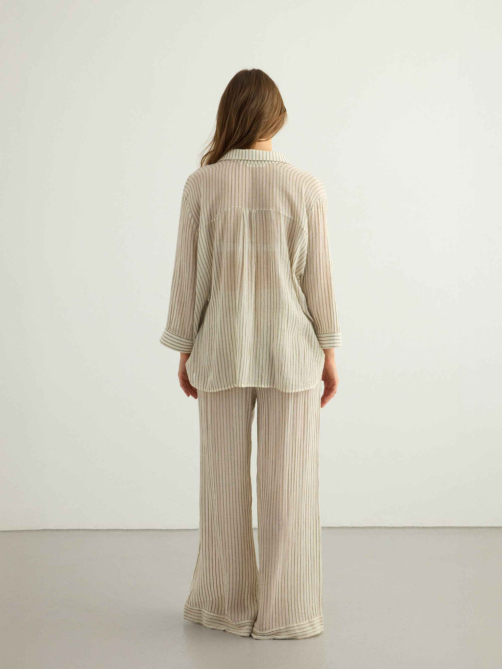 Voyage Set in Khaki Green Stripes – Lightweight Textured Cotton Outfit with Voyage Pants