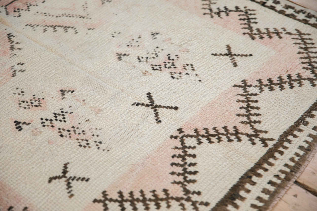 4.5 x 9 ft Vintage Distressed Moroccan Rug Runner