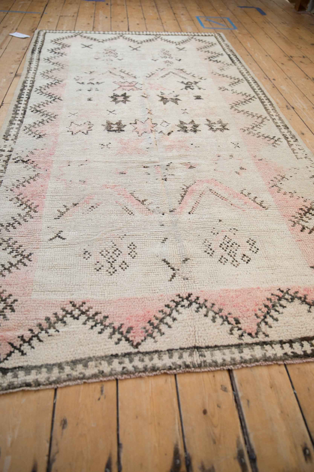 4.5 x 9 ft Vintage Distressed Moroccan Rug Runner