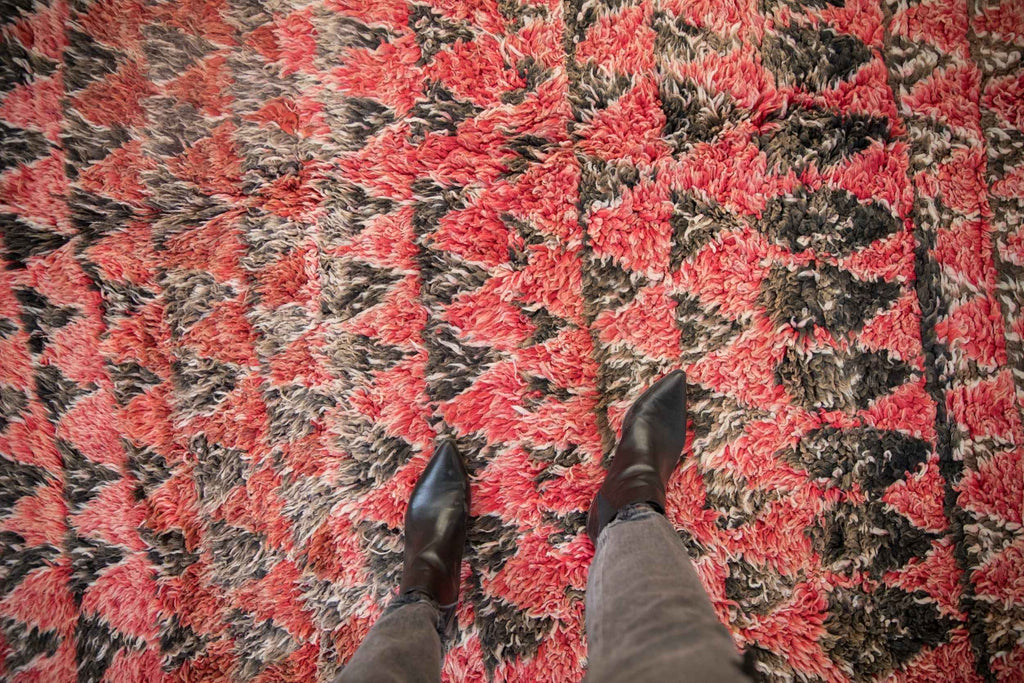 Vintage Moroccan Hand-Knotted Carpet, 5'10" x 9'7", 1970s, Triangle Mountain Inspired Design