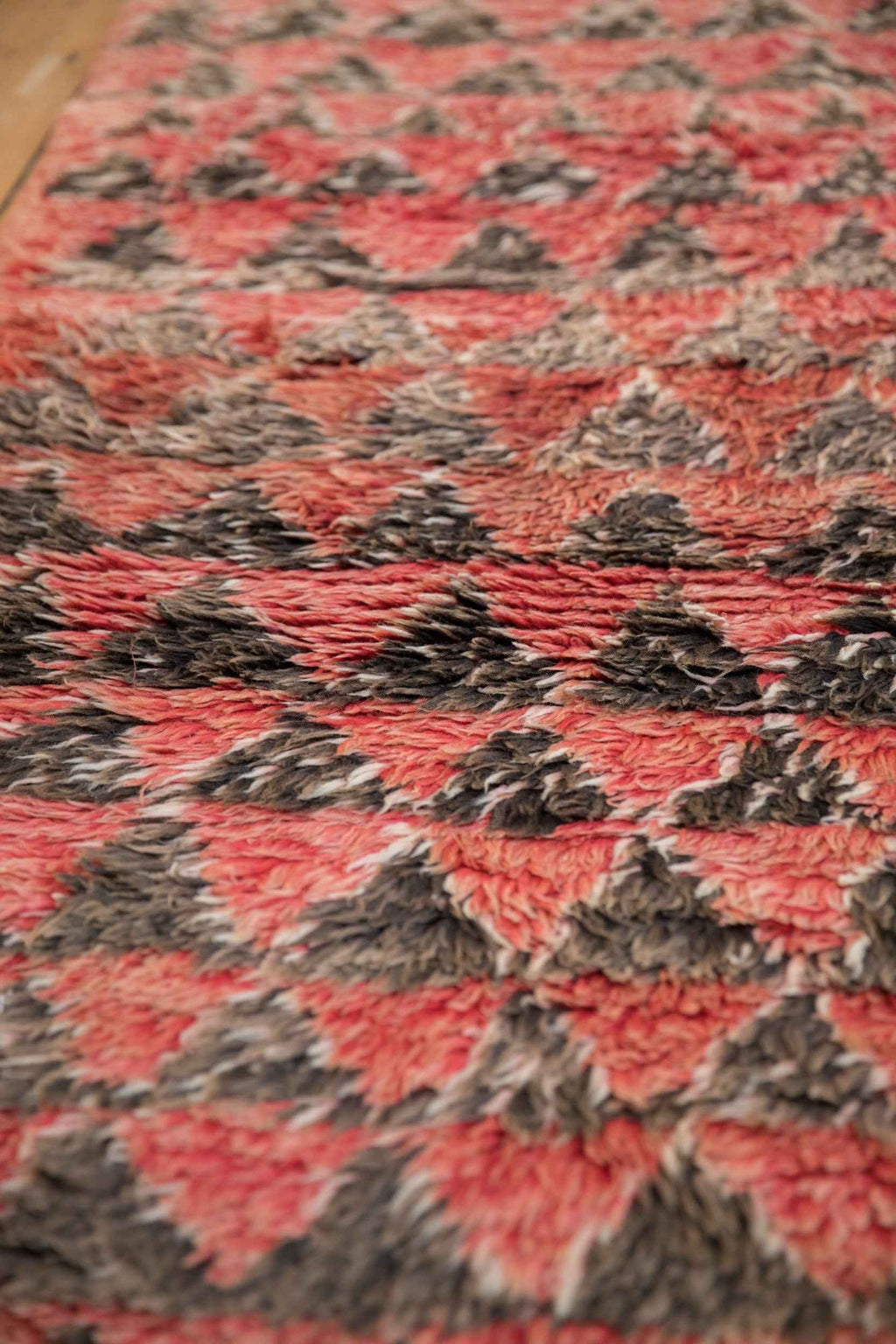 Vintage Moroccan Hand-Knotted Carpet, 5'10" x 9'7", 1970s, Triangle Mountain Inspired Design