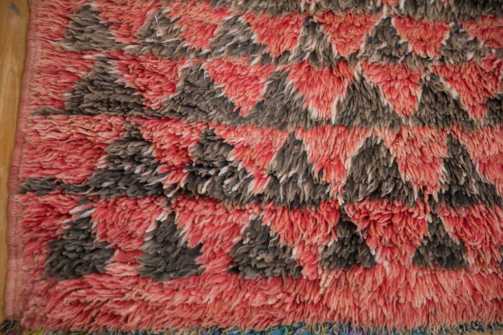 Vintage Moroccan Hand-Knotted Carpet, 5'10" x 9'7", 1970s, Triangle Mountain Inspired Design