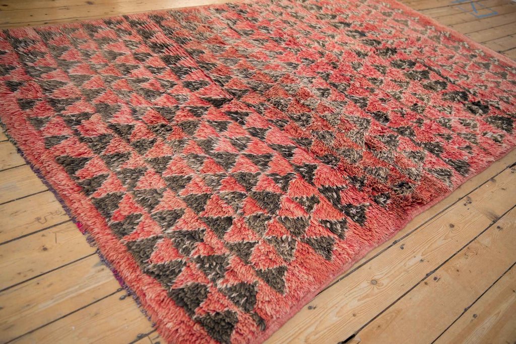 Vintage Moroccan Hand-Knotted Carpet, 5'10" x 9'7", 1970s, Triangle Mountain Inspired Design