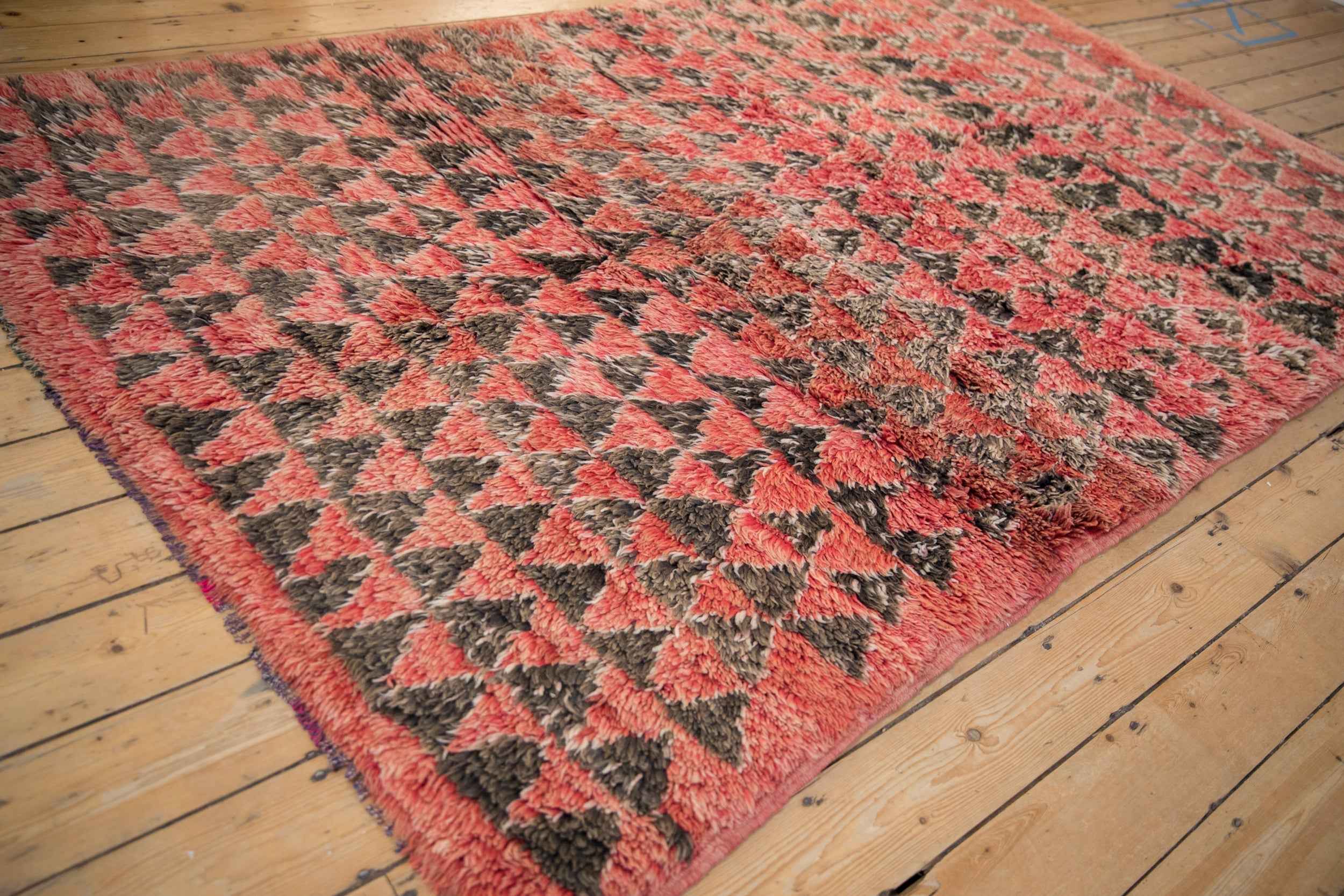 Vintage Moroccan Hand-Knotted Carpet, 5'10" x 9'7", 1970s, Triangle Mountain Inspired Design