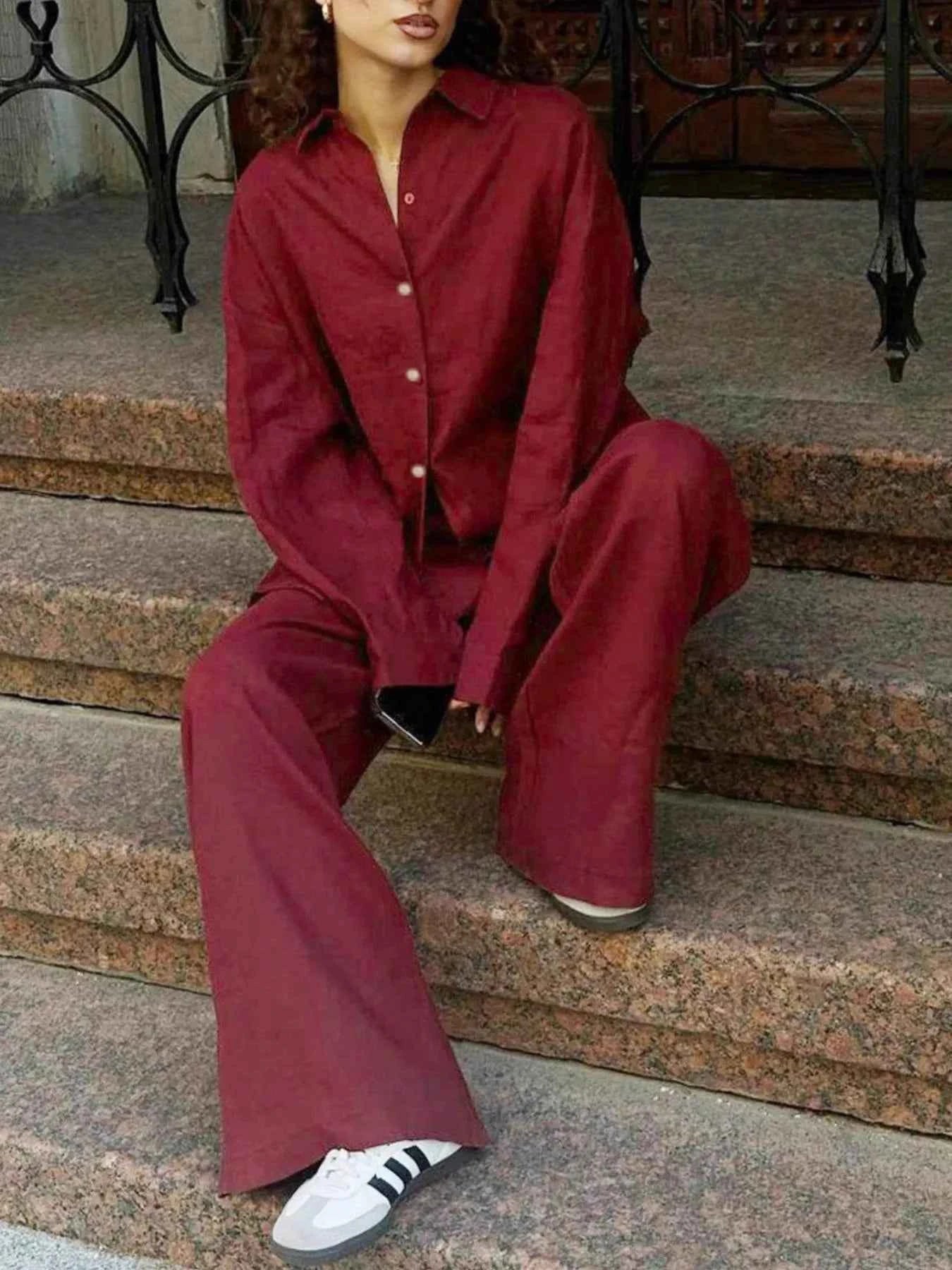 Relaxed Fit Two-Piece Set with Button-Up Shirt and Pants in White