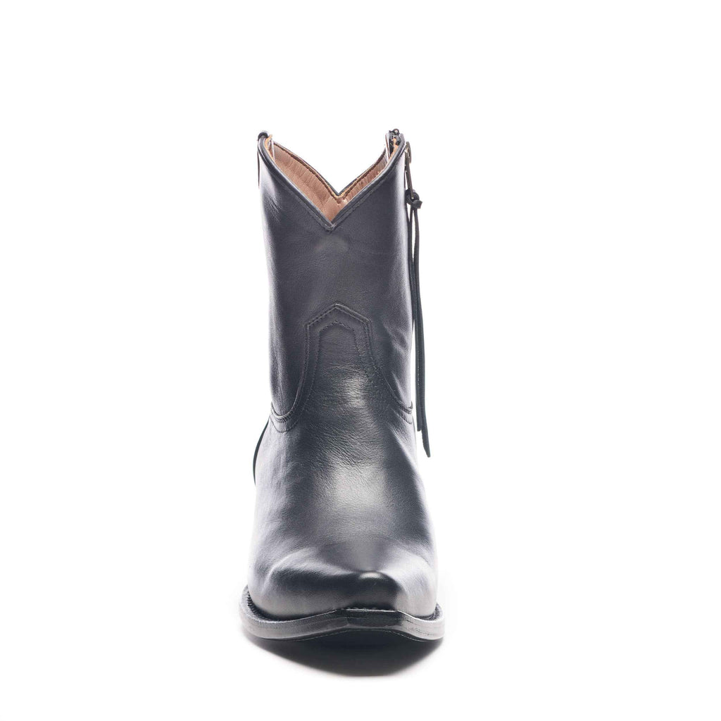 The Trinity - Versatile Classic Boots for Fashion-Forward Men and Women