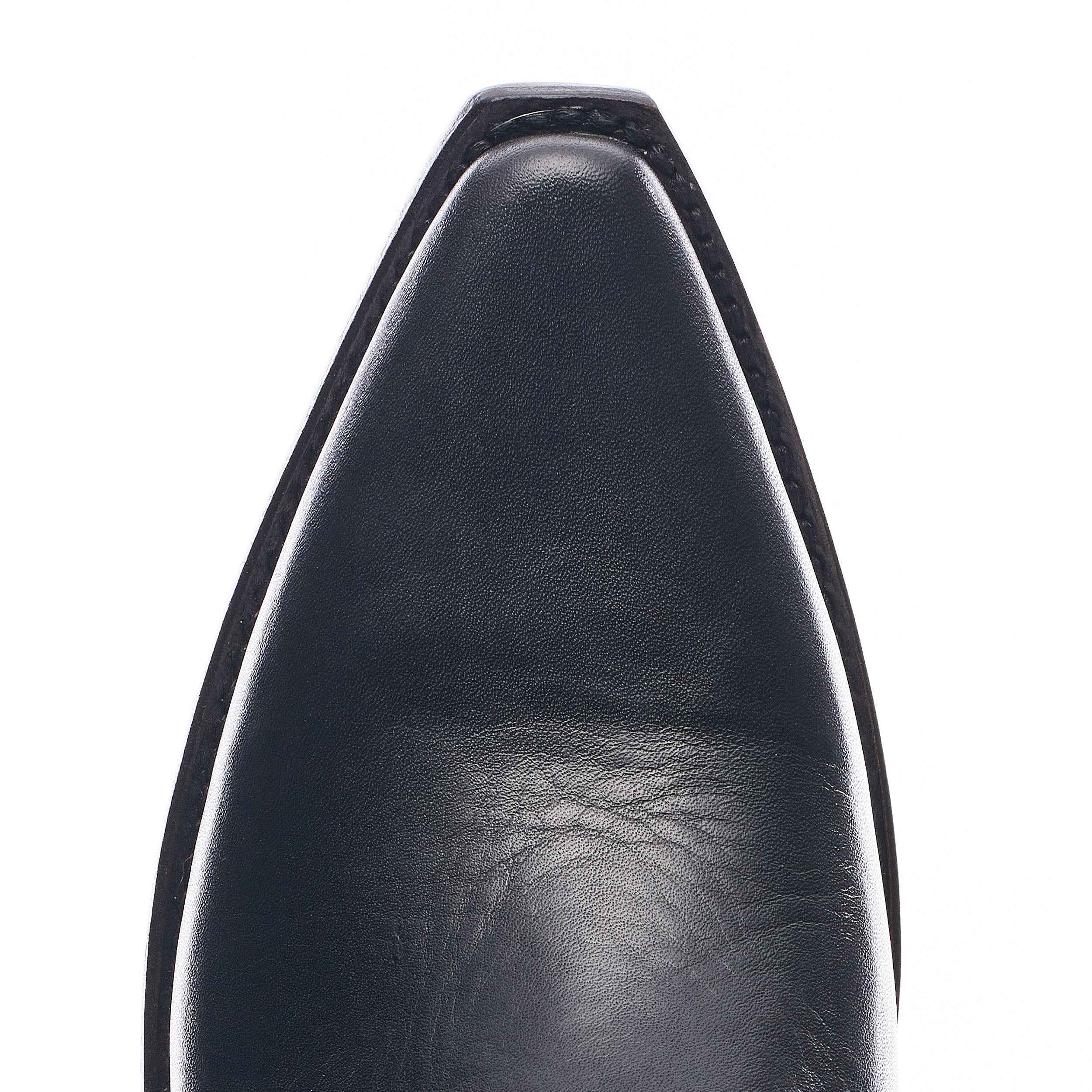 The Trinity - Versatile Classic Boots for Fashion-Forward Men and Women
