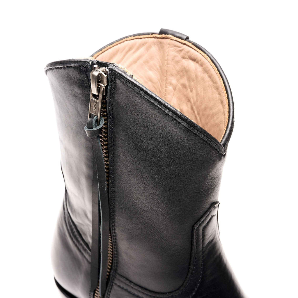The Trinity - Versatile Classic Boots for Fashion-Forward Men and Women
