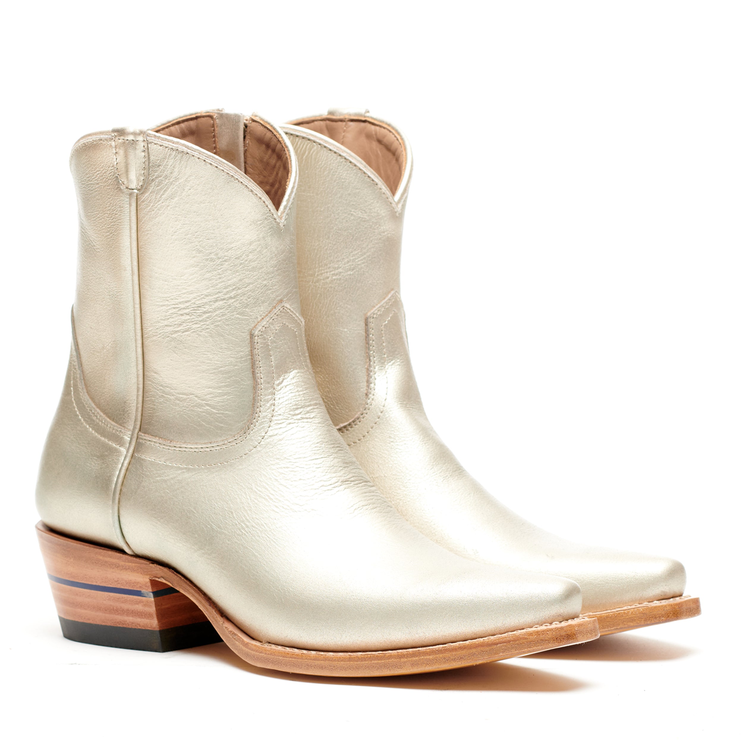 The Trinity - Versatile Classic Boots for Fashion-Forward Men and Women