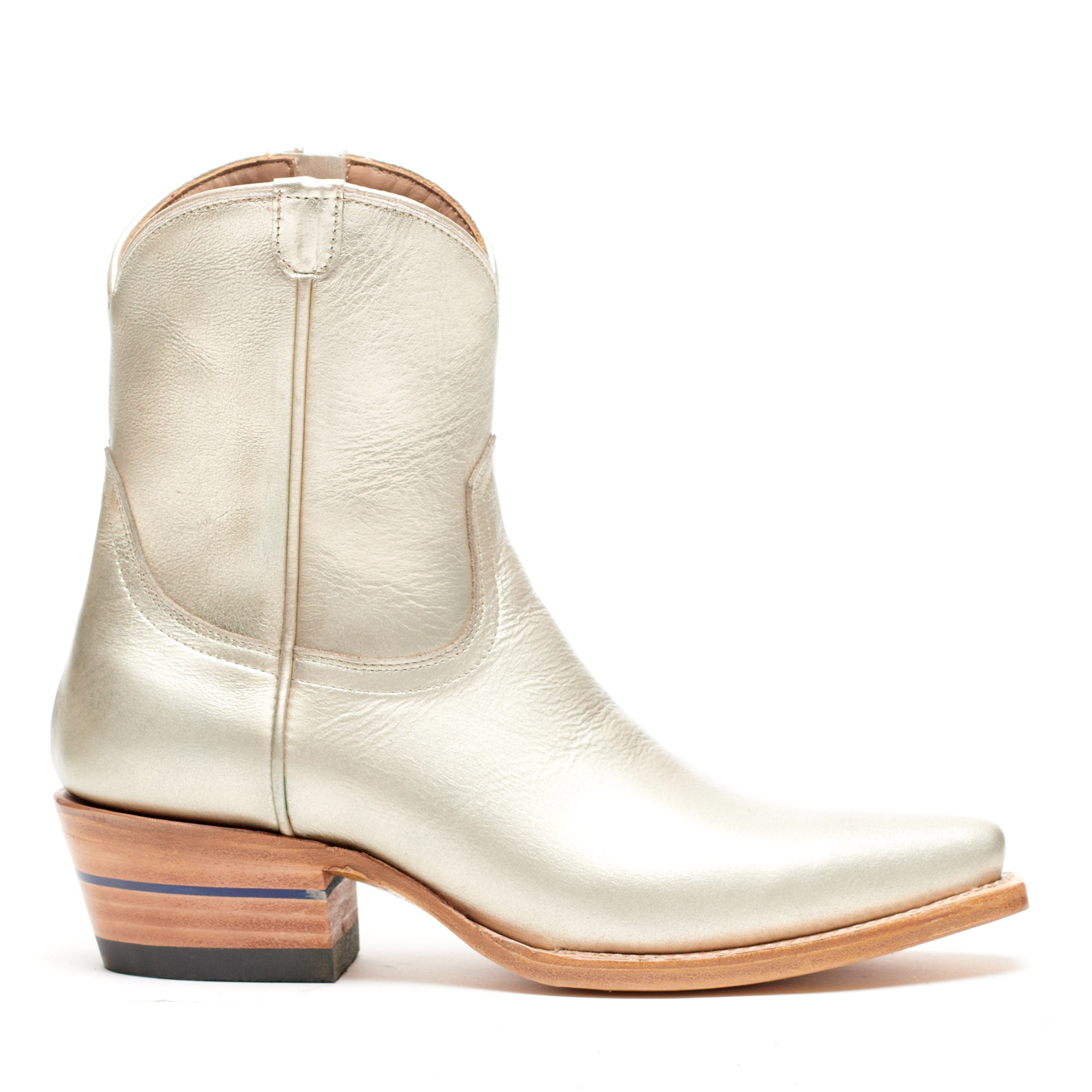 The Trinity - Versatile Classic Boots for Fashion-Forward Men and Women