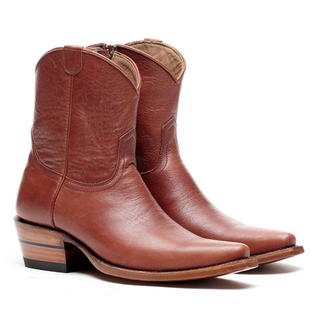 The Trinity - Versatile Classic Boots for Fashion-Forward Men and Women