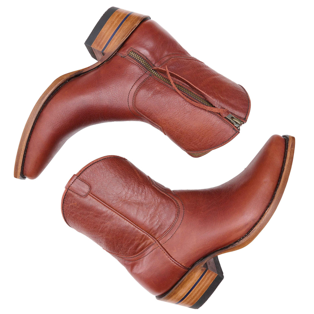 The Trinity - Versatile Classic Boots for Fashion-Forward Men and Women