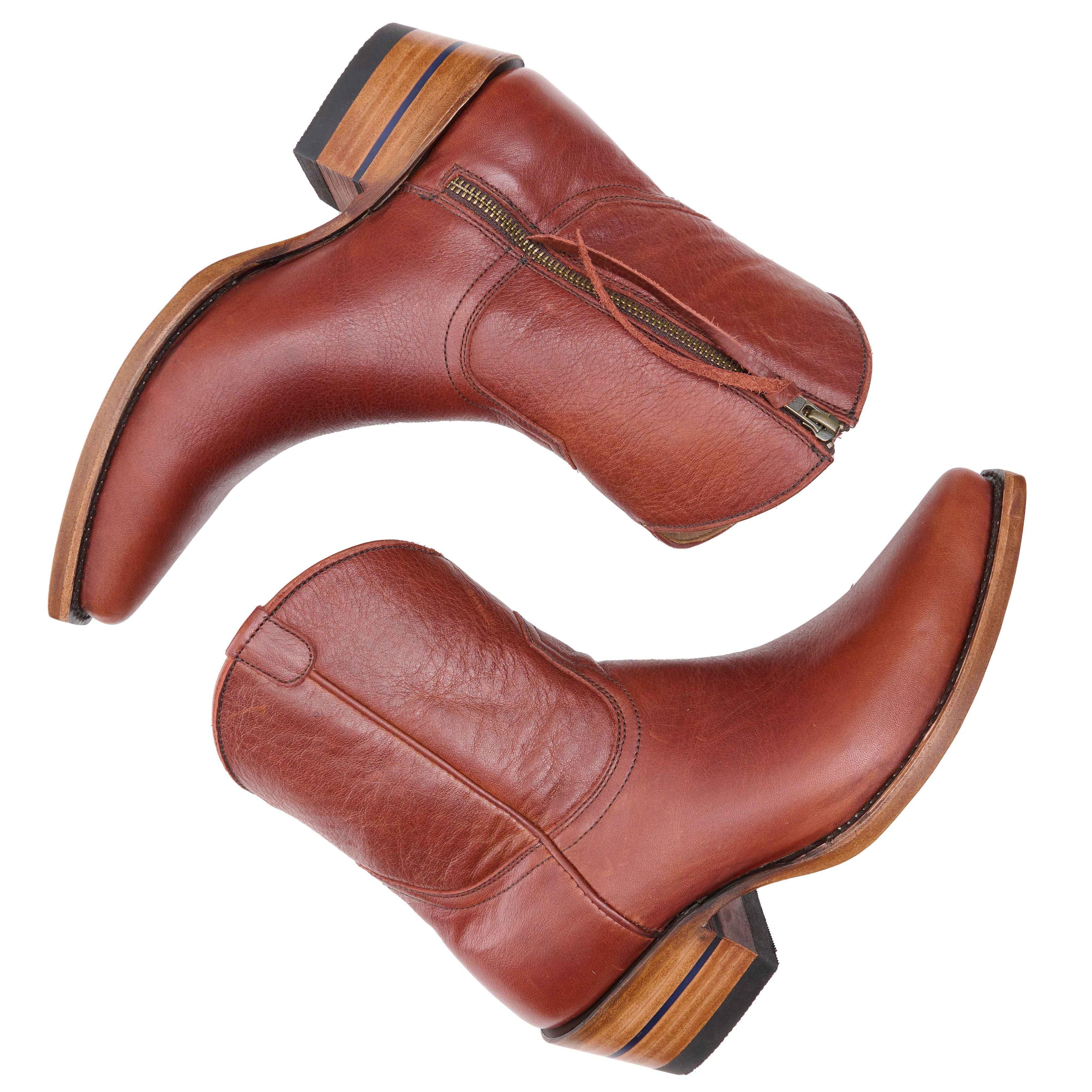 The Trinity - Versatile Classic Boots for Fashion-Forward Men and Women