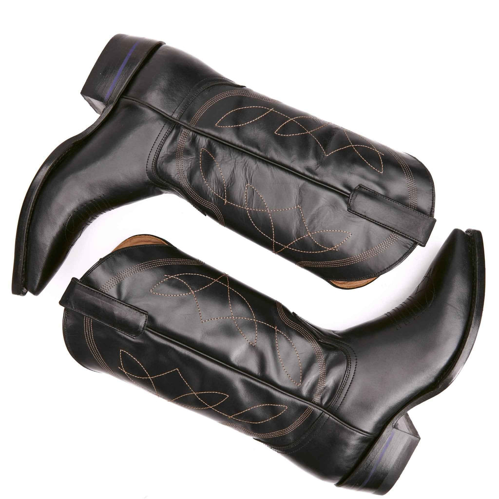 The Comal - Stylish Quarter Inch Snip Toe Boots for Fashion-Conscious Men and Women