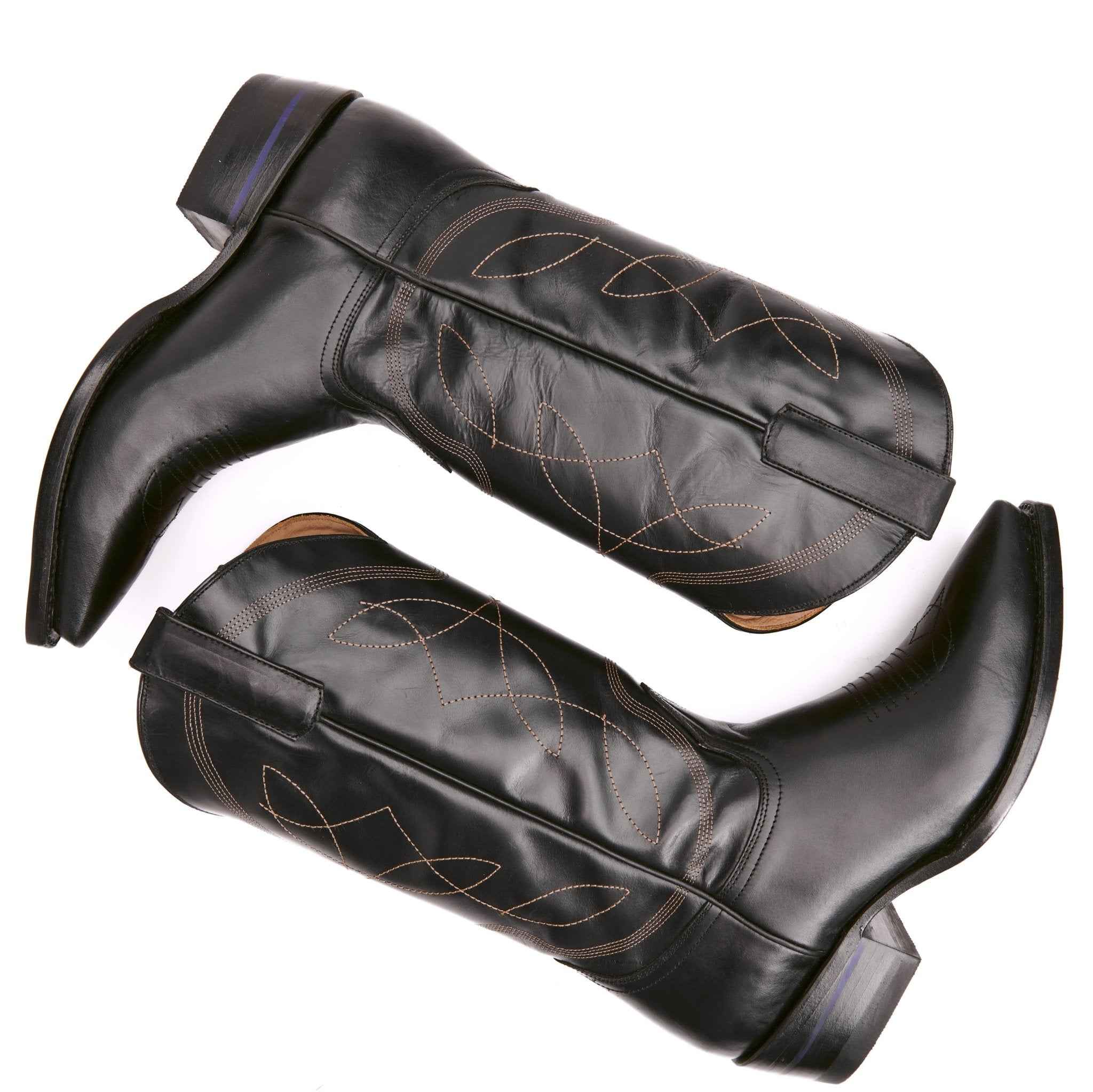 The Comal - Stylish Quarter Inch Snip Toe Boots for Fashion-Conscious Men and Women