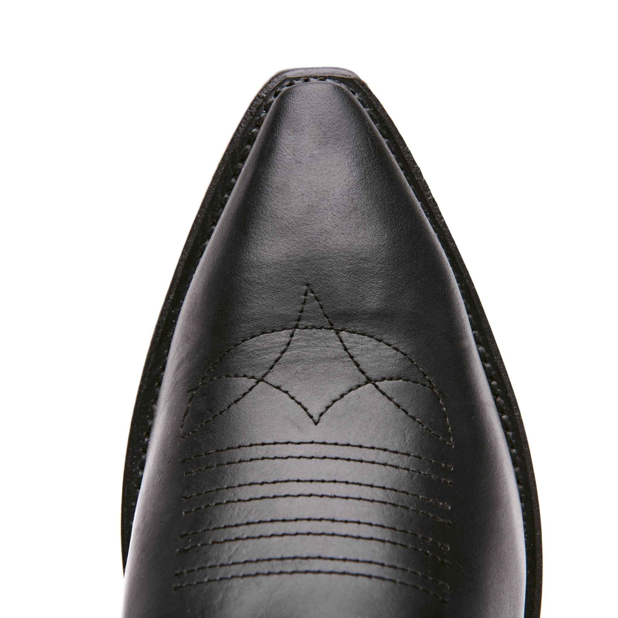 The Comal - Stylish Quarter Inch Snip Toe Boots for Fashion-Conscious Men and Women