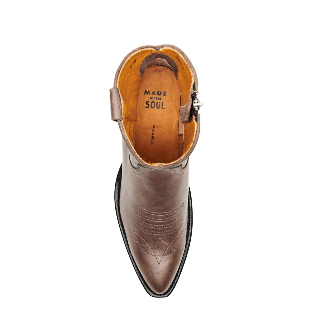 The Rainey Zip-Up Ankle Boot – Stylish and Comfortable Footwear for Day-to-Night Versatility