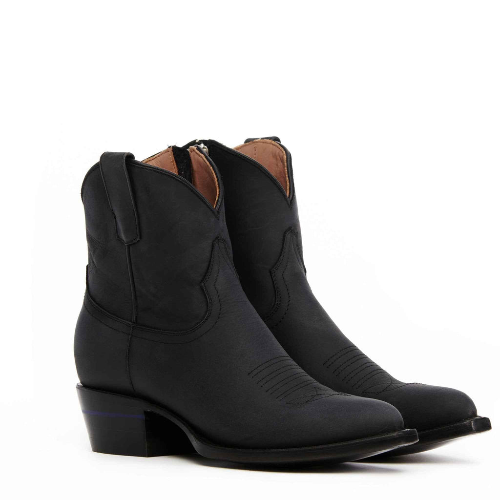 The Rainey Zip-Up Ankle Boot – Stylish and Comfortable Footwear for Day-to-Night Versatility