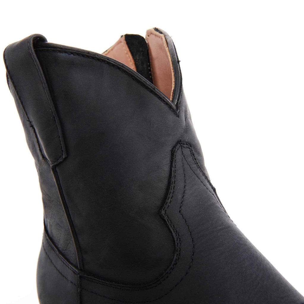 The Rainey Zip-Up Ankle Boot – Stylish and Comfortable Footwear for Day-to-Night Versatility