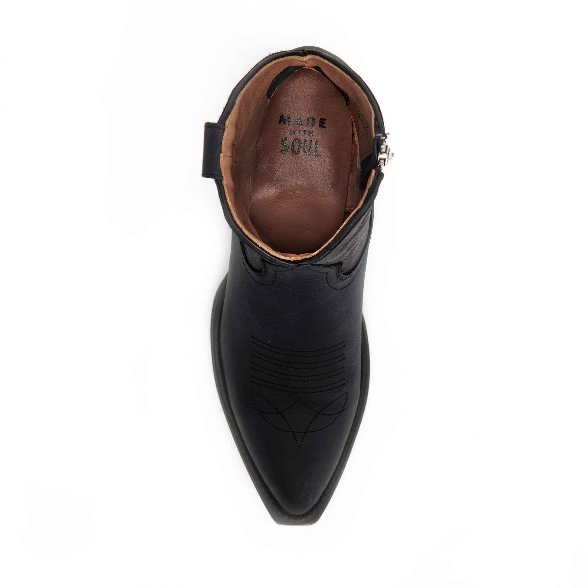 The Rainey Zip-Up Ankle Boot – Stylish and Comfortable Footwear for Day-to-Night Versatility