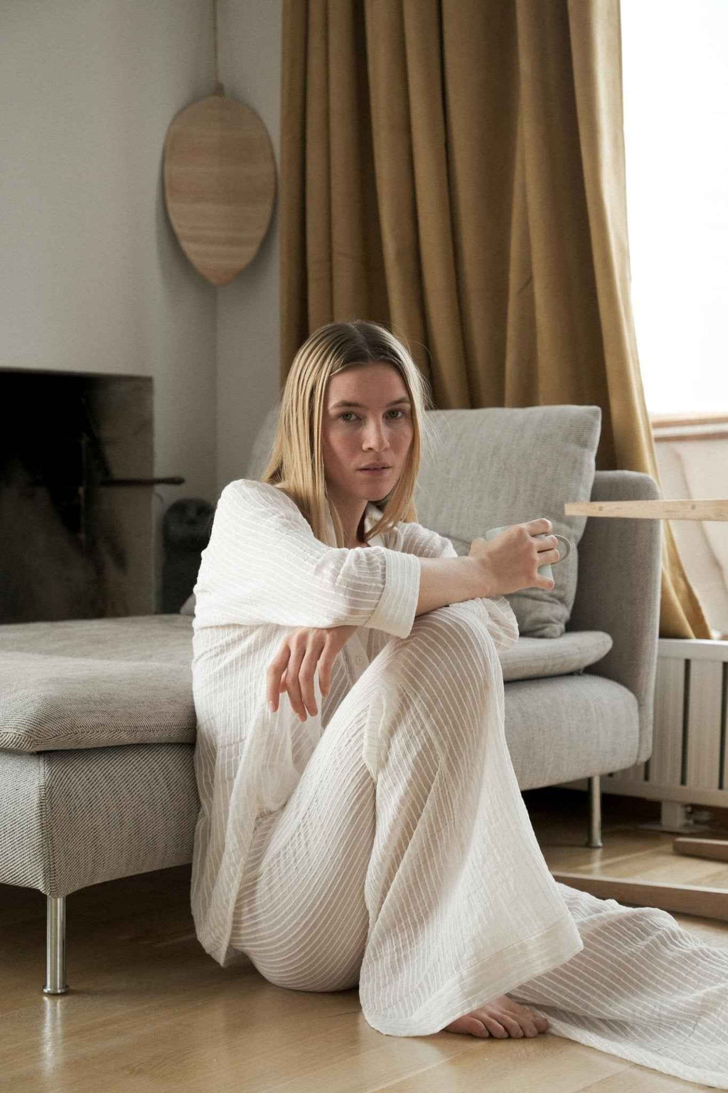 Voyage Set in White Stripes - Comfortable Sheer Cotton with Stylish Textured Design
